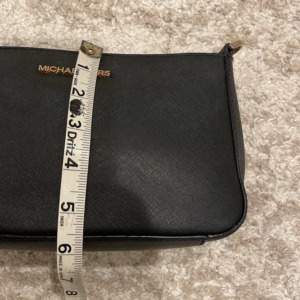 Michael Kors Saffiano Chain Handbag